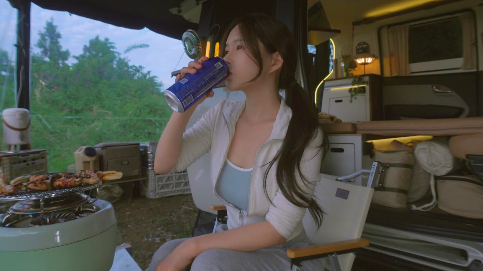 时隔32年重回大银幕 陈佩斯电影《戏台》首映礼举办